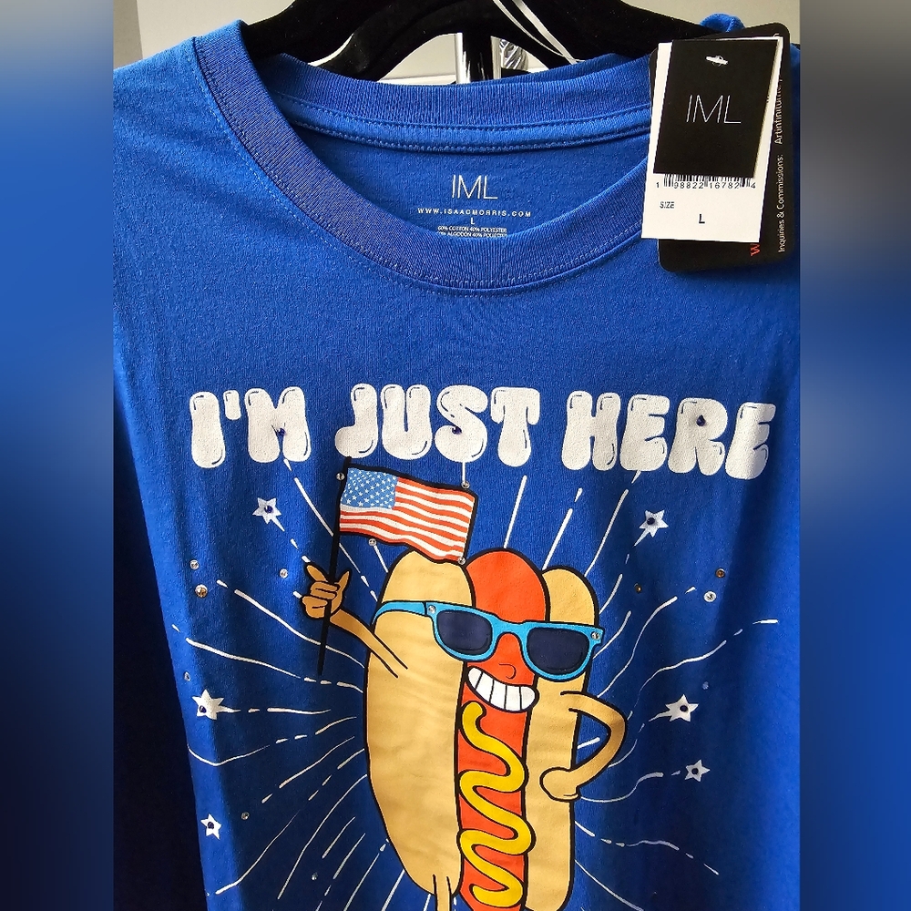 I'm Just Here For The Weiners T-Shirt Size L